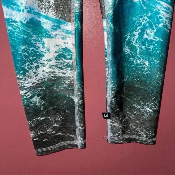 Terez Blue Leggings - Picture 3 of 8